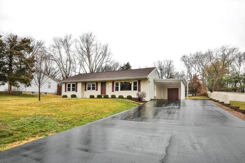 1313 Marsh Ave, Ellisville, MO 63011 photo 2