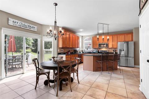 2 Remington Place Ct, Ballwin, MO 63021 photo 10