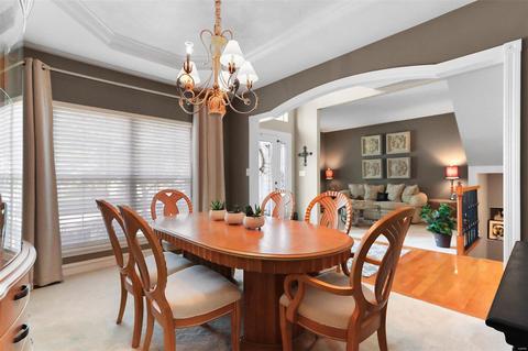 2 Remington Place Ct, Ballwin, MO 63021 photo 4