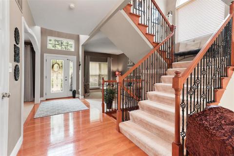 2 Remington Place Ct, Ballwin, MO 63021 photo 3
