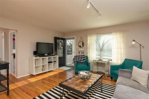 706 La Marite Dr, Manchester, MO 63021 photo 2
