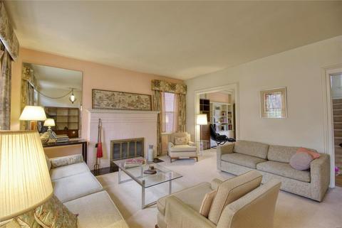7134 Pershing Ave, Saint Louis, MO 63130 photo 2