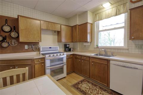 7134 Pershing Ave, Saint Louis, MO 63130 photo 8