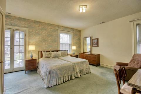 7134 Pershing Ave, Saint Louis, MO 63130 photo 10