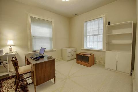 7134 Pershing Ave, Saint Louis, MO 63130 photo 12