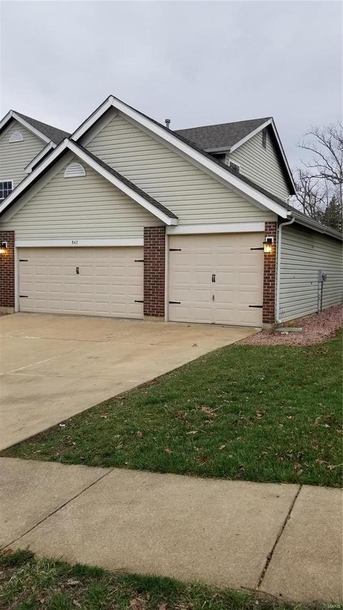 842 Top Notch Ln, Eureka, MO 63025 photo 3
