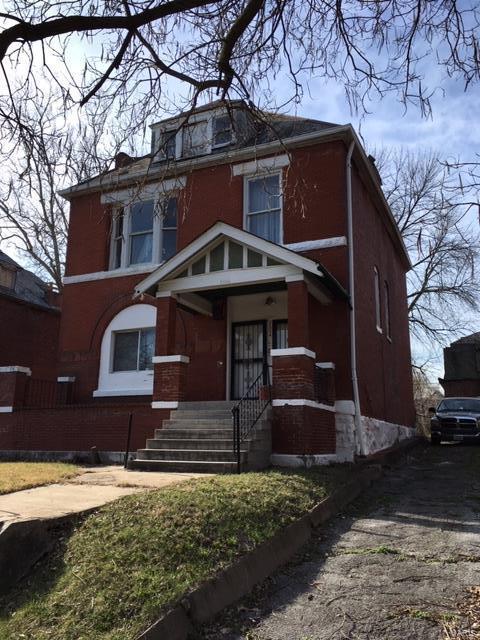 5334 Maple Ave, Saint Louis, MO 63112 photo 2