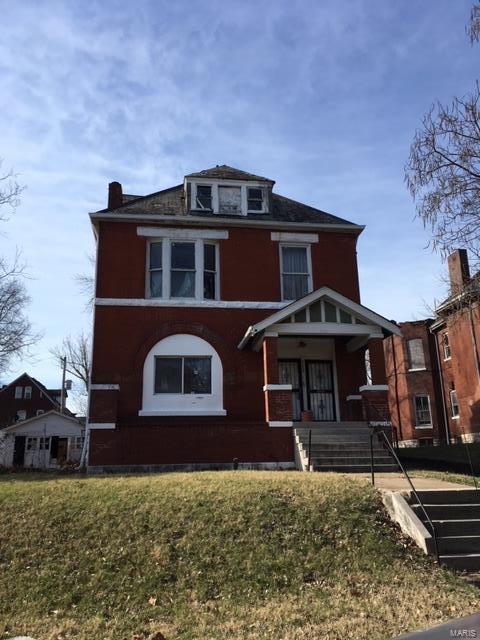 5334 Maple Ave, Saint Louis, MO 63112 photo 1