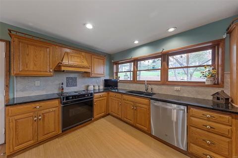 1166 Kiefer Creek Mdws, Ellisville, MO 63021 photo 18