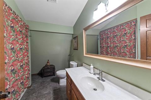 1166 Kiefer Creek Mdws, Ellisville, MO 63021 photo 36