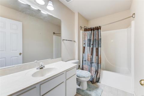 12 Eagle Spur Ct, Saint Charles, MO 63303 photo 15