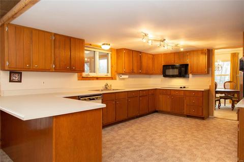 1318 Saint Paul, Wildwood, MO 63021 photo 5