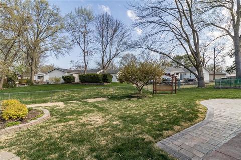325 Bellezza Dr, Ballwin, MO 63021 photo 22