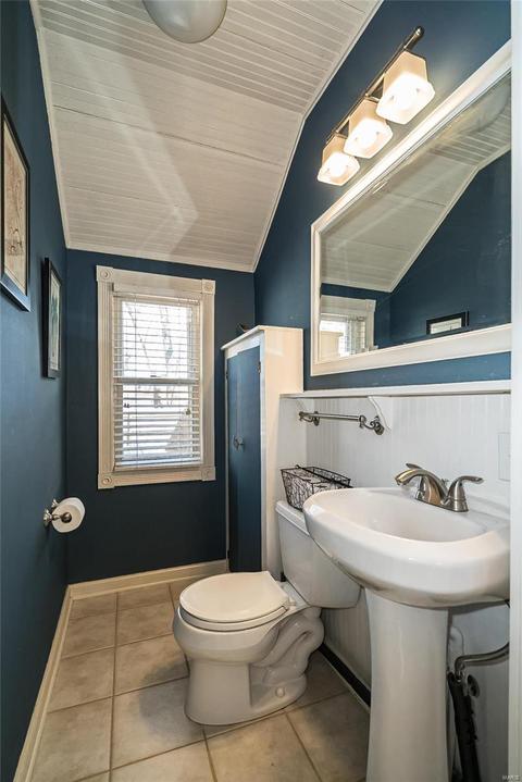 712 Washington, Saint Charles, MO 63301 photo 23