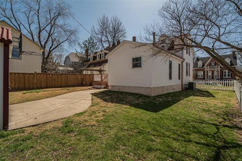 712 Washington, Saint Charles, MO 63301 photo 39