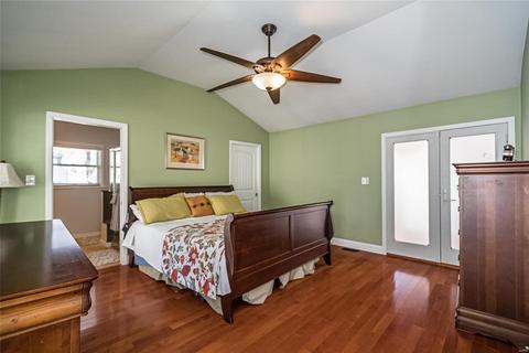 712 Washington, Saint Charles, MO 63301 photo 24