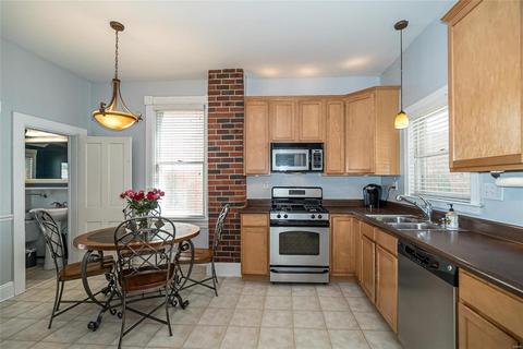 712 Washington, Saint Charles, MO 63301 photo 22