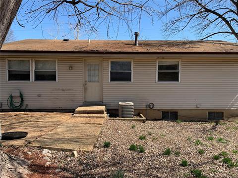 7301 Becker Rd, Saint Louis, MO 63129 photo 3