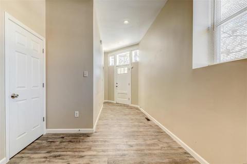 565 Eiler St, Saint Louis, MO 63111 photo 3