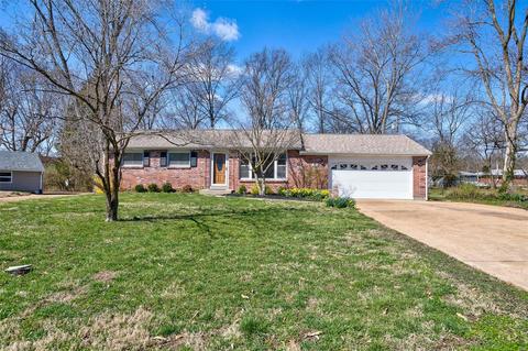 115 Ivy Ct, Ballwin, MO 63011 photo 1