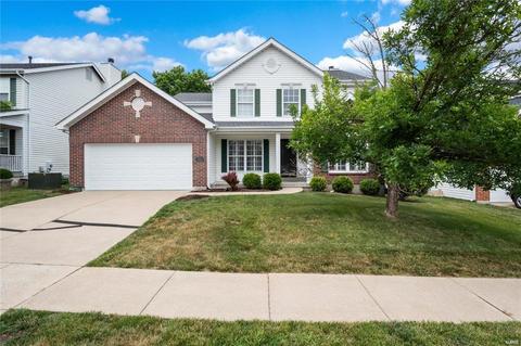 711 Whispering Forest Dr, Ballwin, MO 63021 photo 1