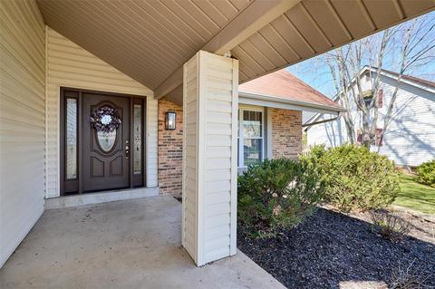 407 Woodrun Dr, Ballwin, MO 63021 photo 4