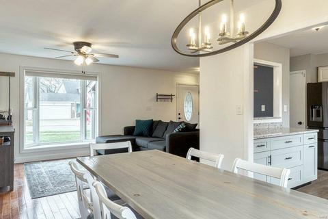 853 Forest Vlg, Ballwin, MO 63021 photo 9