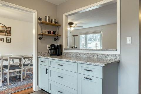 853 Forest Vlg, Ballwin, MO 63021 photo 10
