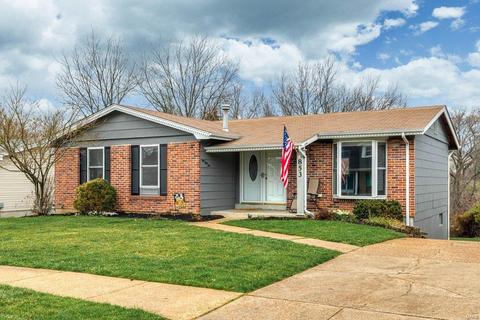 853 Forest Vlg, Ballwin, MO 63021 photo 2