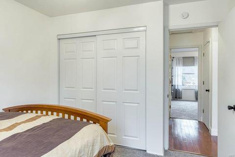 853 Forest Vlg, Ballwin, MO 63021 photo 20