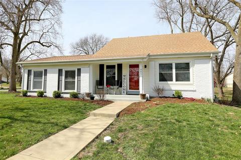 431 Sorrento Dr, Ballwin, MO 63021 photo 1