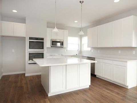 1124 Patchwork Flds, Chesterfield, MO 63005 photo 3