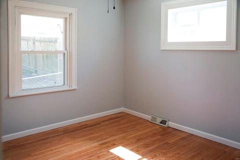 8608 Elgin Ave, Saint Louis, MO 63123 photo 11