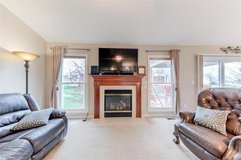 252 Crystal Rdg, O'fallon, MO 63366 photo 8