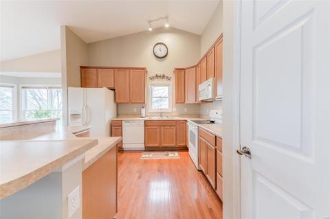 252 Crystal Rdg, O'fallon, MO 63366 photo 13
