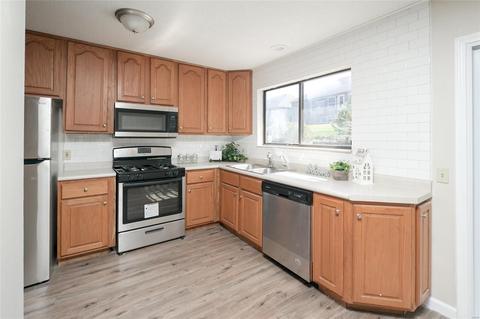 430 Woodland Hill Ct, Manchester, MO 63021 photo 3