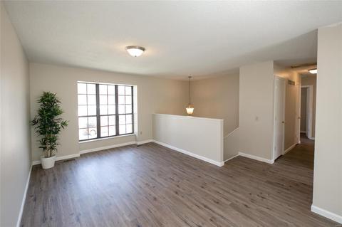 430 Woodland Hill Ct, Manchester, MO 63021 photo 2