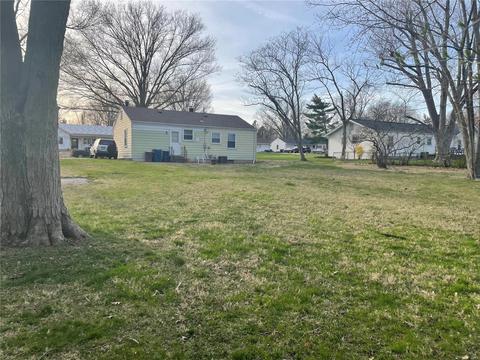 248 Dennison Dr, Ballwin, MO 63021 photo 2