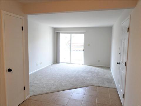 709 Ridgeside Dr #H, Ballwin, MO 63021 photo 4