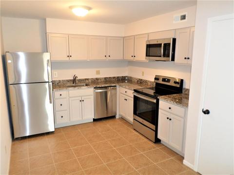 709 Ridgeside Dr #H, Ballwin, MO 63021 photo 2