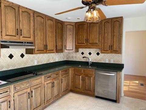 318 Willowick Dr, Ballwin, MO 63011 photo 8