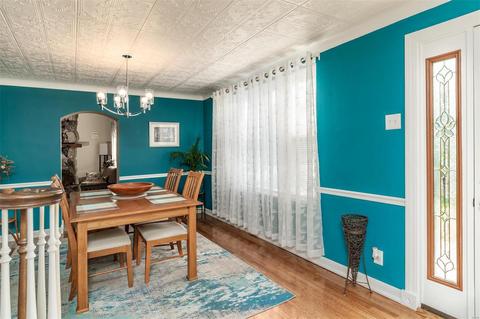 8951 Pardee Rd, Saint Louis, MO 63123 photo 5