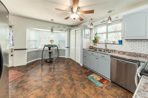 8951 Pardee Rd, Saint Louis, MO 63123 photo 17