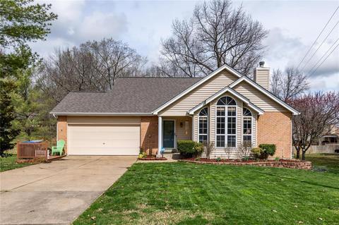 373 Westbrook Dr, O'fallon, MO 63366 photo 1