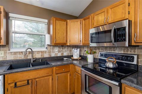 373 Westbrook Dr, O'fallon, MO 63366 photo 13