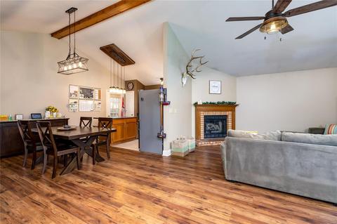 373 Westbrook Dr, O'fallon, MO 63366 photo 4