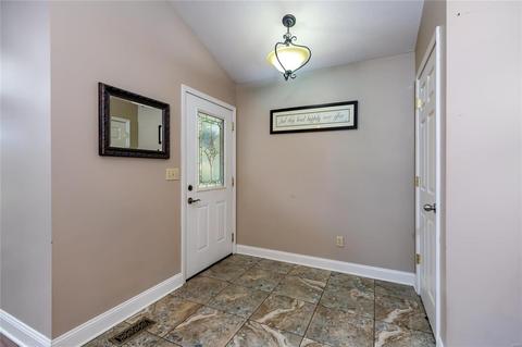 373 Westbrook Dr, O'fallon, MO 63366 photo 5