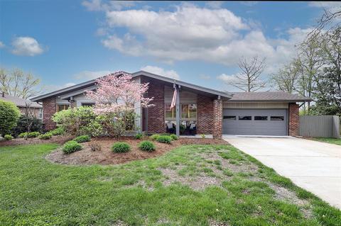 6 Nicolet Dr, Manchester, MO 63011 photo 2