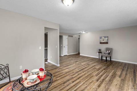 206 Walden Ct, Eureka, MO 63025 photo 4
