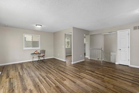 206 Walden Ct, Eureka, MO 63025 photo 3